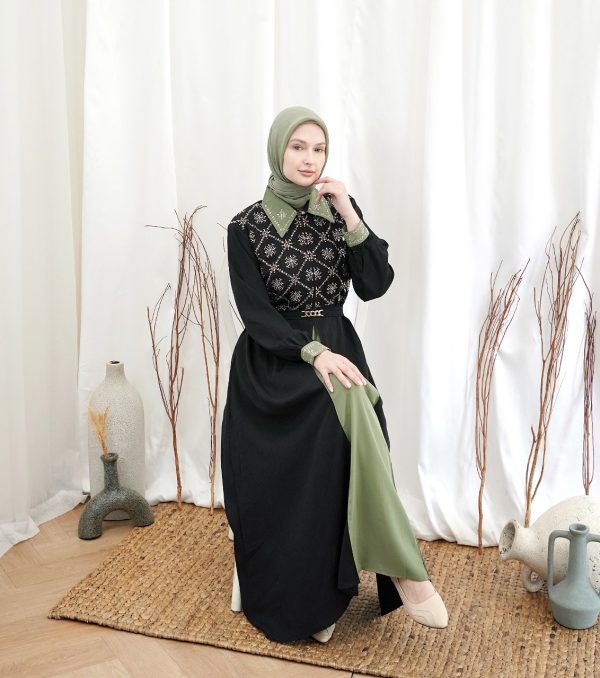 Abaya Hikmat
