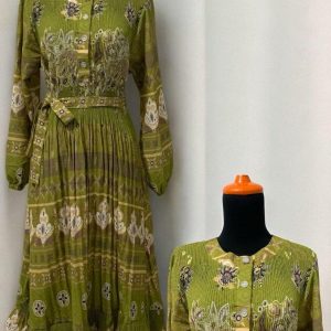 Gamis plisket motif